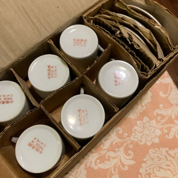 24 pc vintage china tea set miniature perfect condition still in box never used - Picture 9 of 13